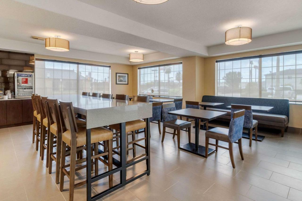 Comfort Suites Baytown I - 10 Экстерьер фото